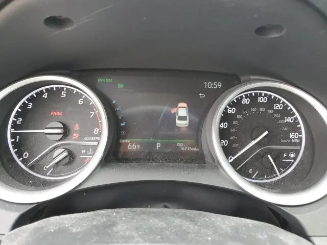 2024 TOYOTA CAMRY XLE