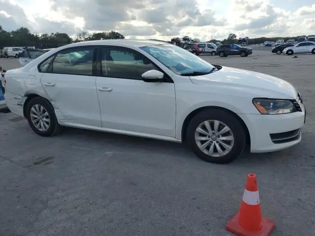 2012 VOLKSWAGEN PASSAT S  