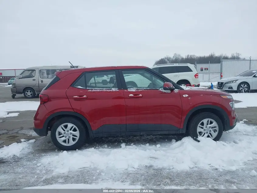 2025 HYUNDAI VENUE SE