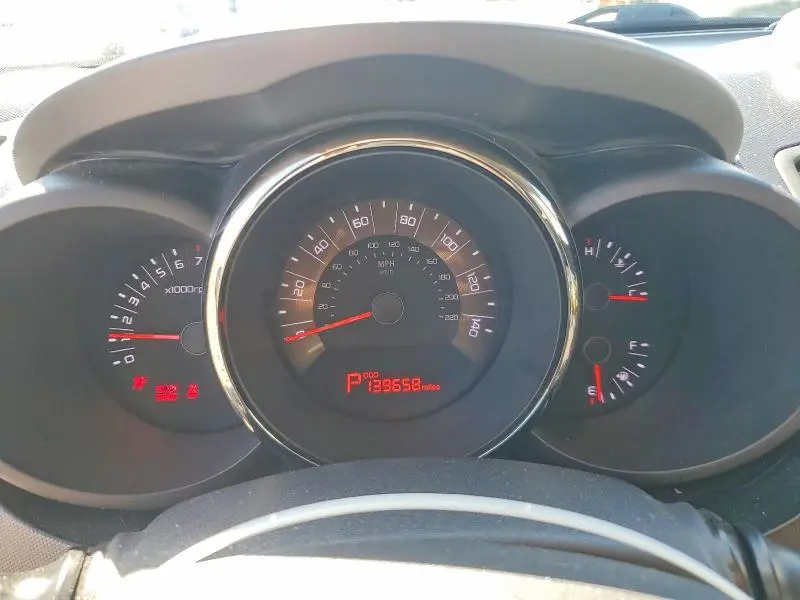 2011 KIA SOUL +  