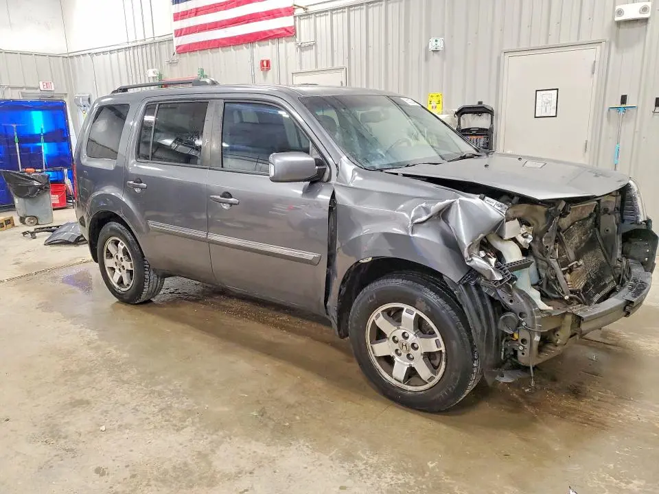 2011 HONDA PILOT TOURING  