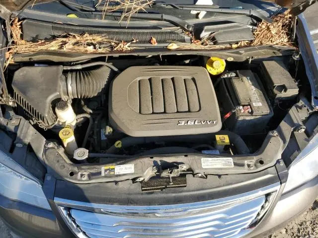 2016 CHRYSLER TOWN & COUNTRY LIMITED PLATINUM  