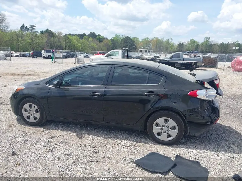 2015 KIA FORTE LX