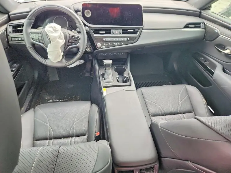 2024 LEXUS ES 300H ULTRA LUXURY  