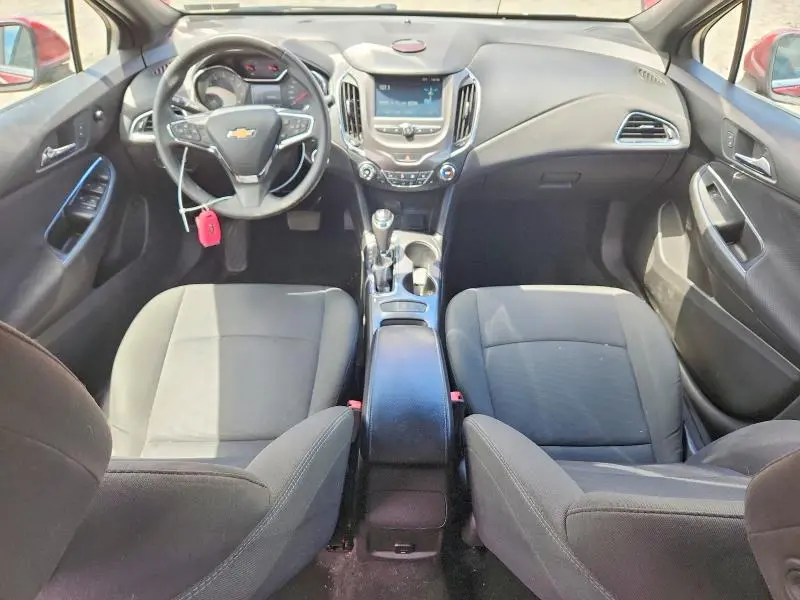 2017 CHEVROLET CRUZE LT  