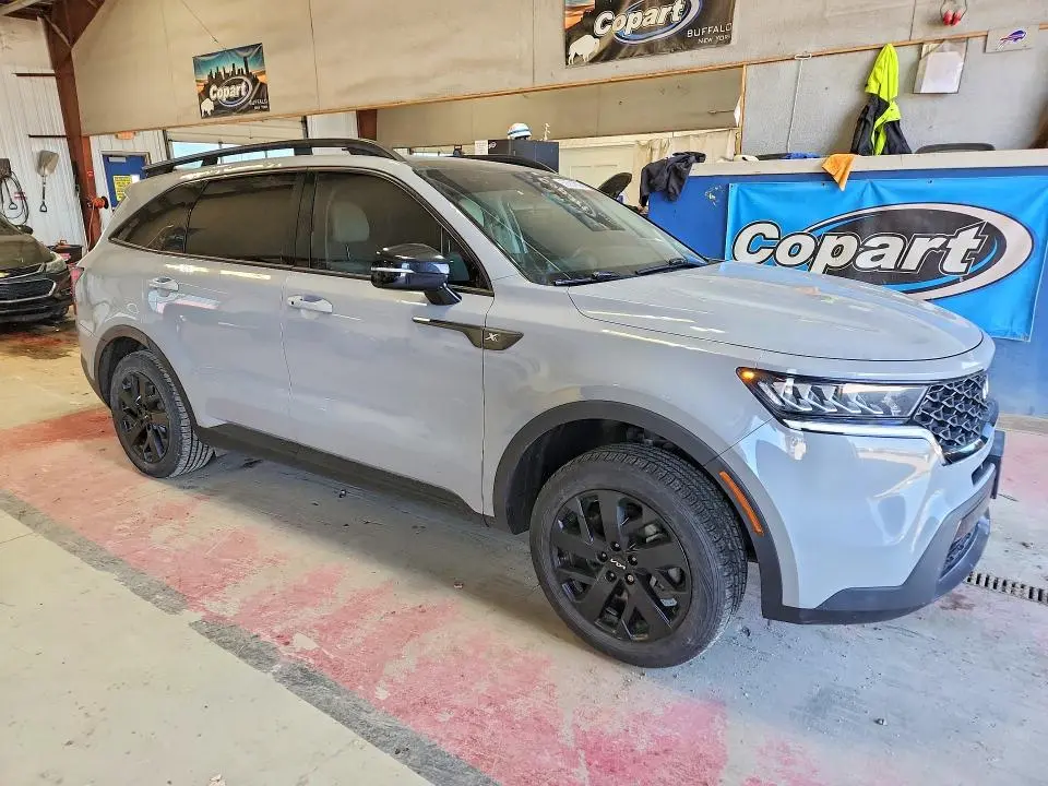 2022 KIA SORENTO S  