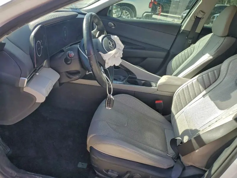 2022 HYUNDAI ELANTRA LIMITED  