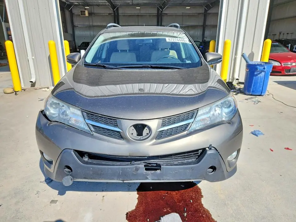 2014 TOYOTA RAV4 XLE  