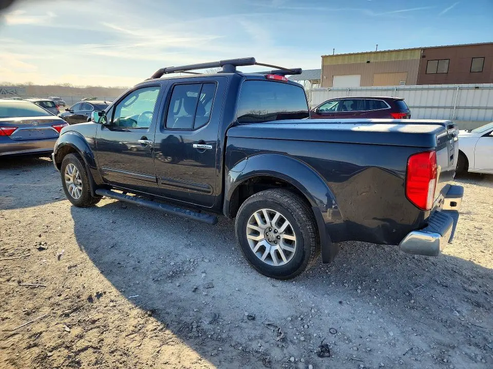 2011 NISSAN FRONTIER S  