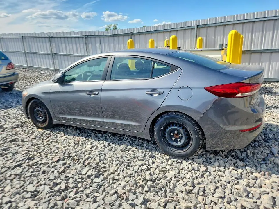 2018 HYUNDAI ELANTRA SE  