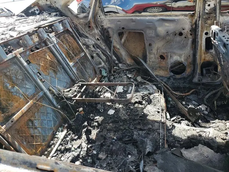 2016 VOLKSWAGEN PASSAT SE  