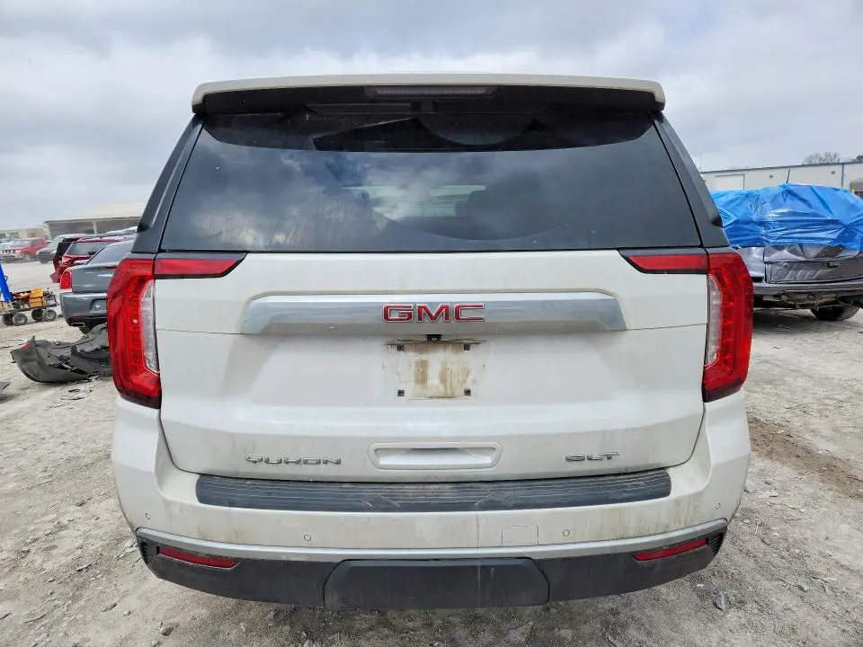 2023 GMC YUKON SLT  