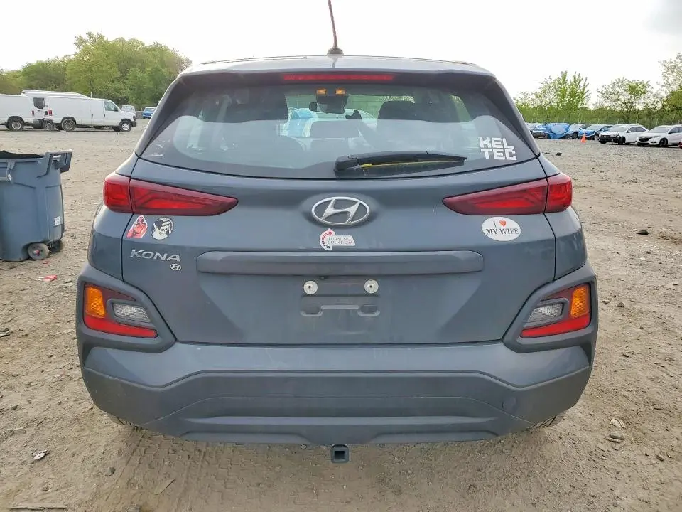 2021 HYUNDAI KONA SE  