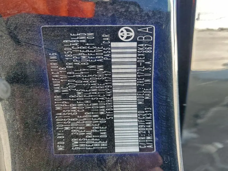 2019 TOYOTA COROLLA SE   