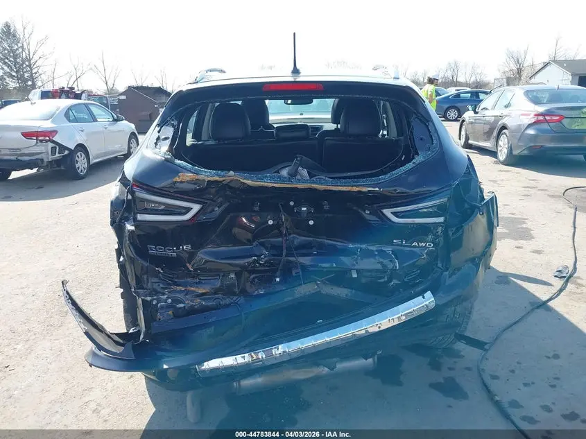 2022 NISSAN ROGUE SPORT SL AWD XTRONIC CVT