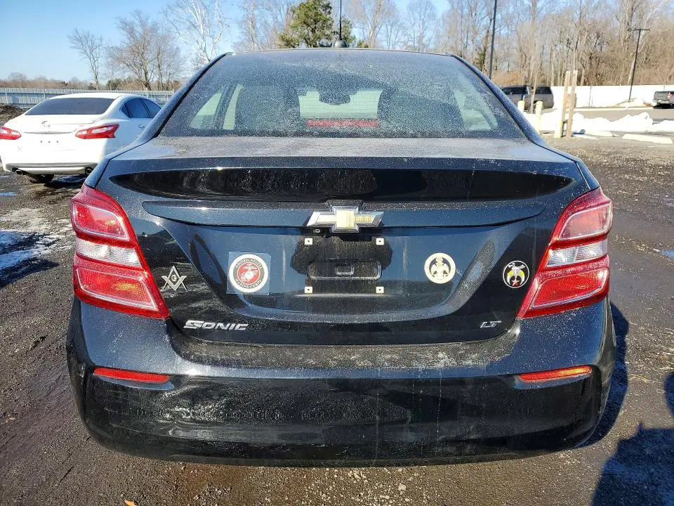 2020 CHEVROLET SONIC LT  