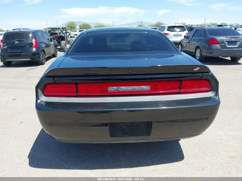 2010 DODGE CHALLENGER SE