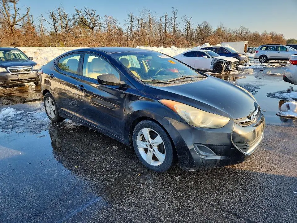 2011 HYUNDAI ELANTRA GLS  