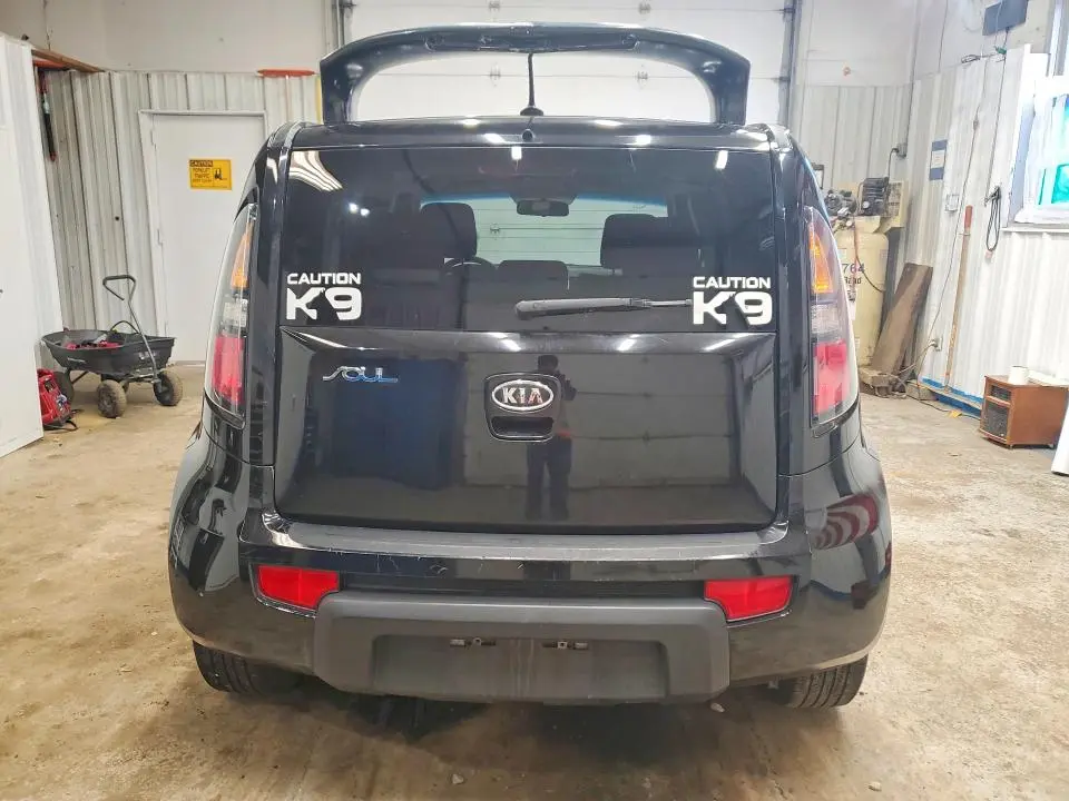 2011 KIA SOUL +  