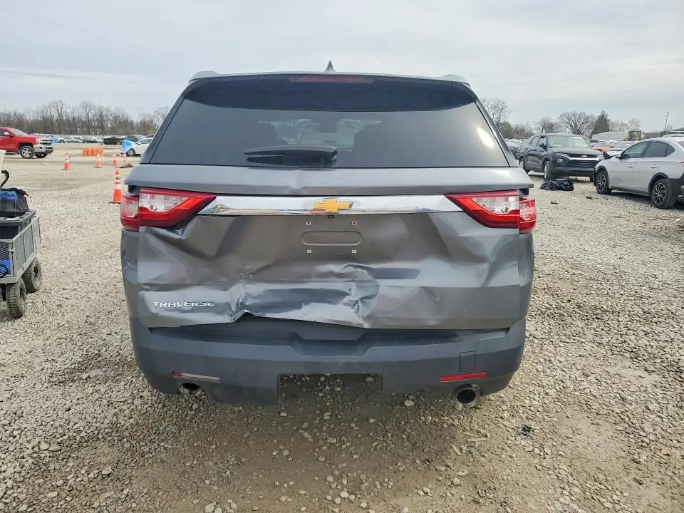 2019 CHEVROLET TRAVERSE LS  
