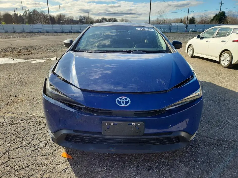 2024 TOYOTA PRIUS LE  