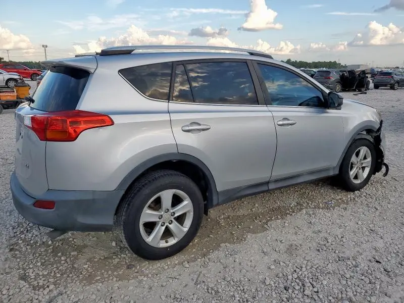 2013 TOYOTA RAV4 LE  