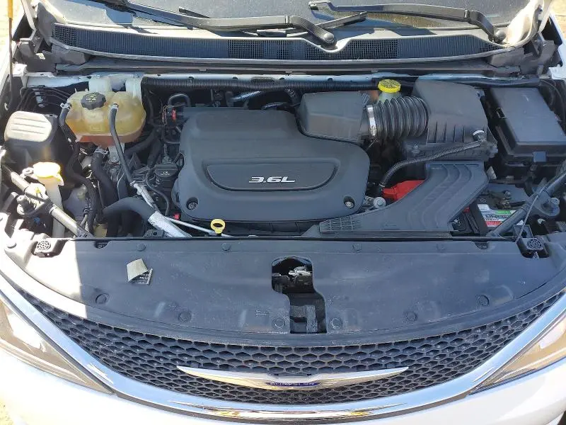2017 CHRYSLER PACIFICA TOURING L  