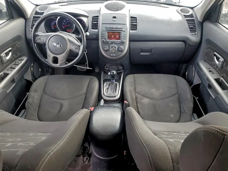 2013 KIA SOUL +  