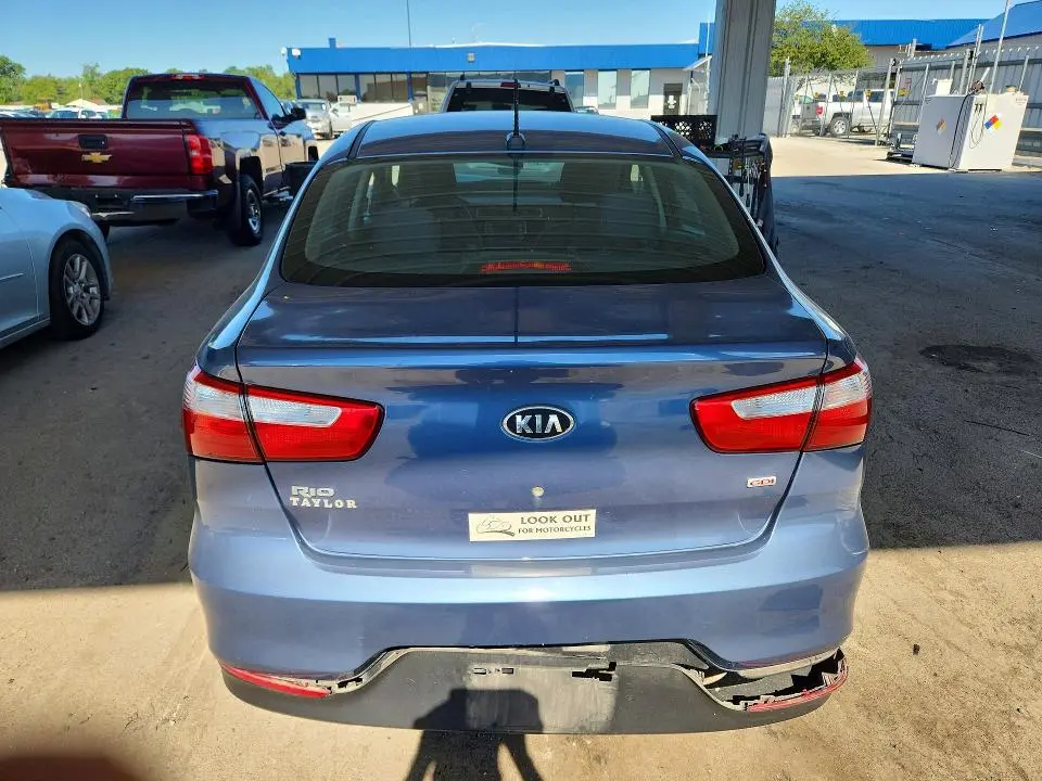 2016 KIA RIO LX  