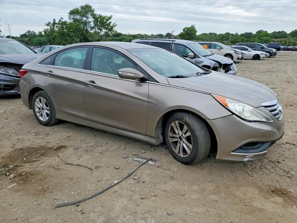 2014 HYUNDAI SONATA GLS  