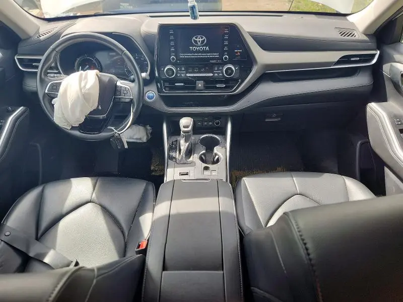 2021 TOYOTA HIGHLANDER HYBRID XLE  