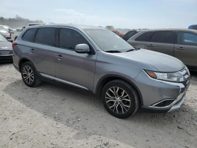 2017 MITSUBISHI OUTLANDER SE  
