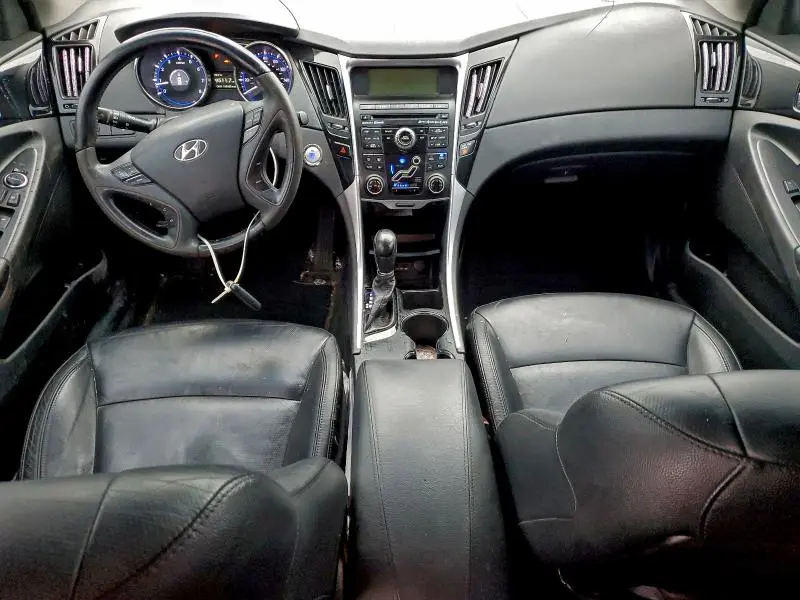 2011 HYUNDAI SONATA SE  