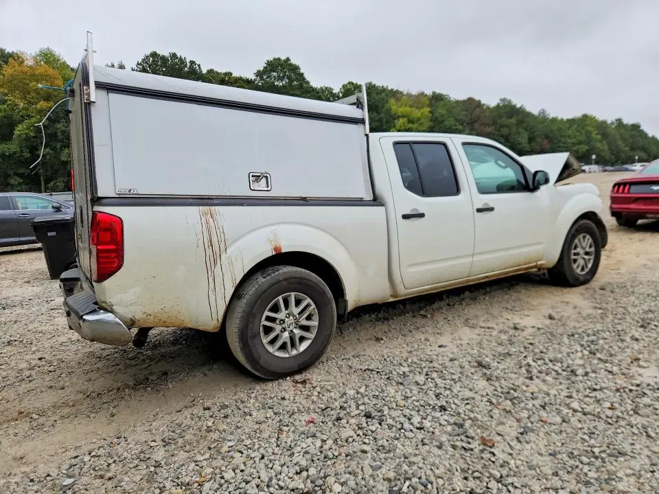2018 NISSAN FRONTIER SV  