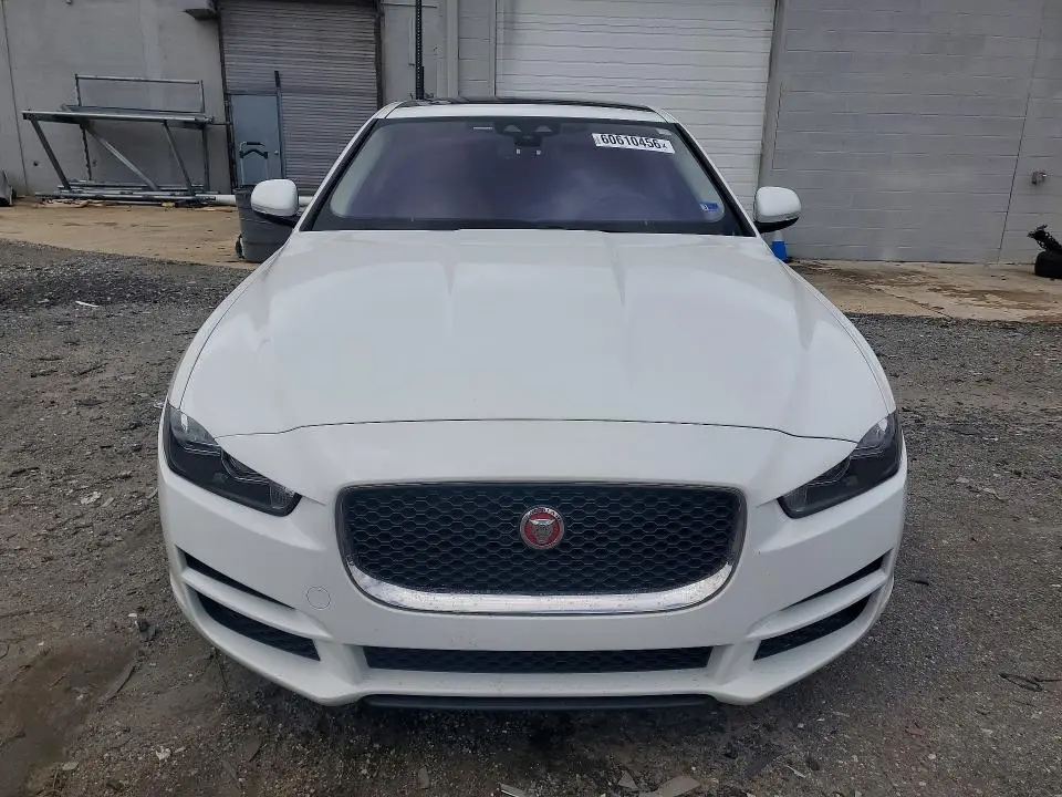 2018 JAGUAR XE PREMIUM  
