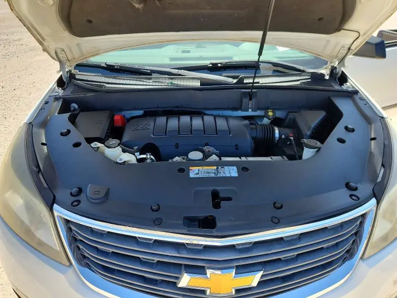 2015 CHEVROLET TRAVERSE LS  