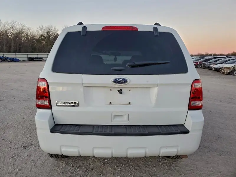 2012 FORD ESCAPE XLT  