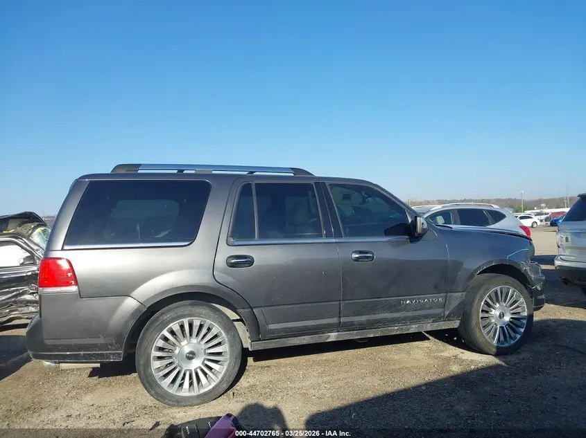 2015 LINCOLN NAVIGATOR  