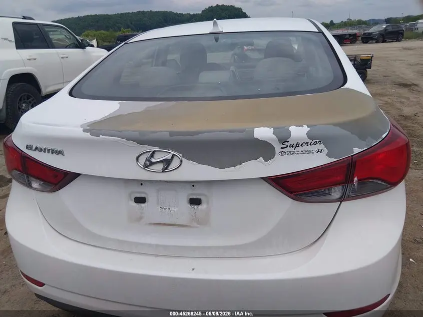2015 HYUNDAI ELANTRA SE