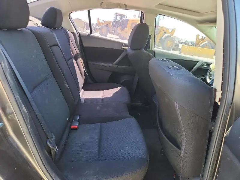 2010 MAZDA 3 I  