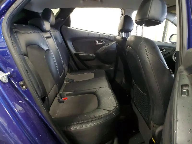 2011 HYUNDAI TUCSON GLS  