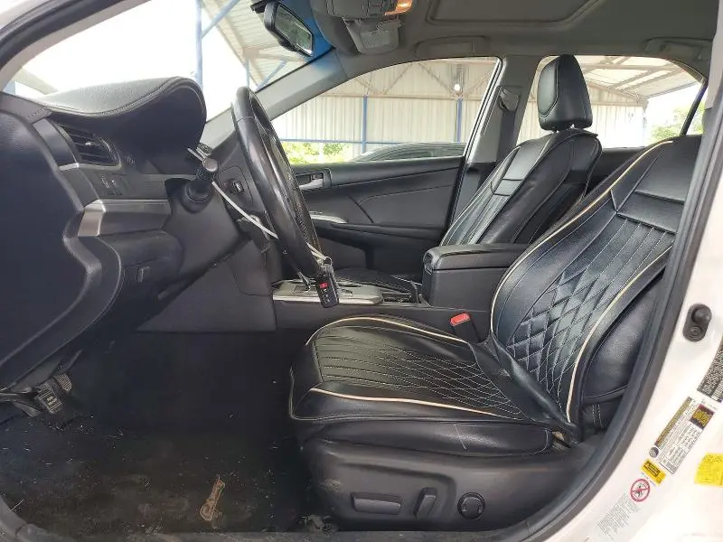 2014 TOYOTA CAMRY SE V6  