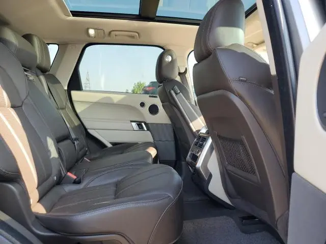 2017 LAND ROVER RANGE ROVER SPORT HSE  
