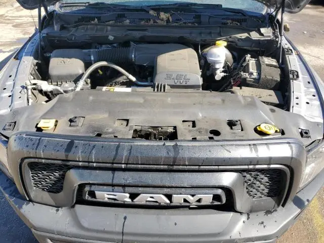 2022 RAM 1500 CLASSIC SLT  