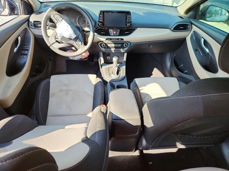 2018 HYUNDAI ELANTRA GT BASE  