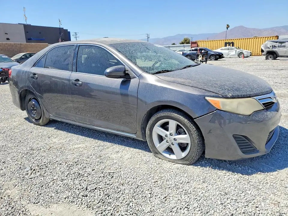 2012 TOYOTA CAMRY LE  