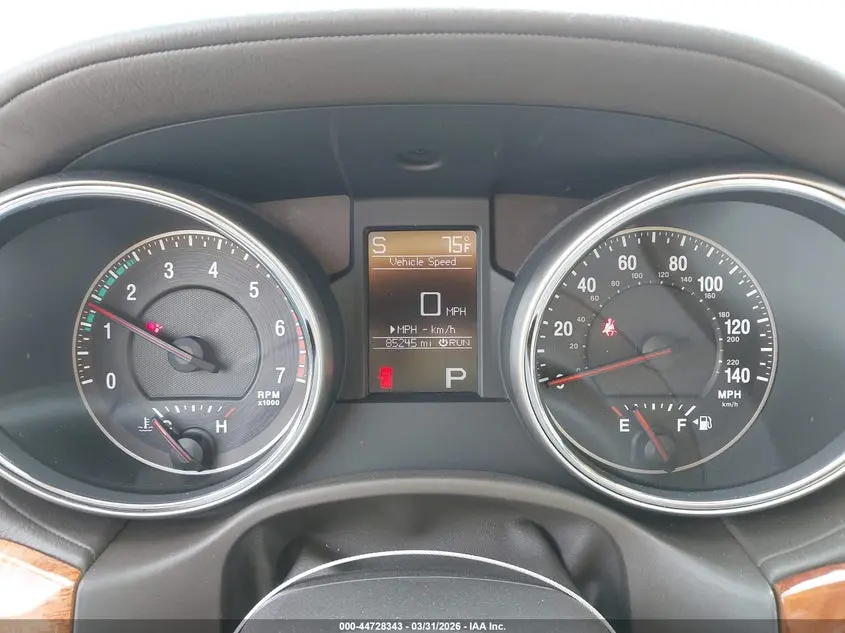 2011 JEEP GRAND CHEROKEE OVERLAND