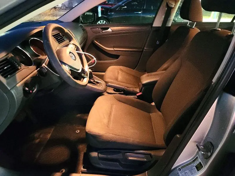 2015 VOLKSWAGEN JETTA BASE  