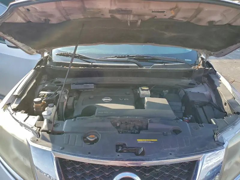 2014 NISSAN PATHFINDER S  