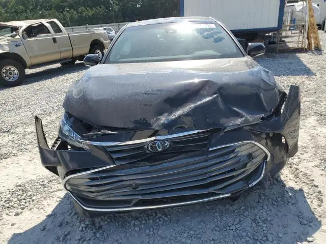 2021 TOYOTA AVALON XLE  